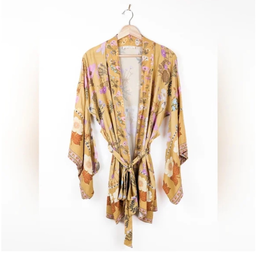 EUC Spell Wild Bloom Short Kimono Robe S/M